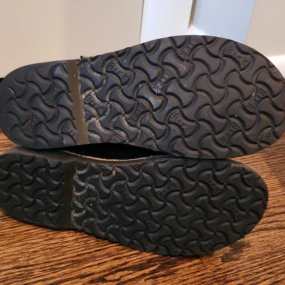 Black Leather Lace-Up Boots - Picture 4 of 9